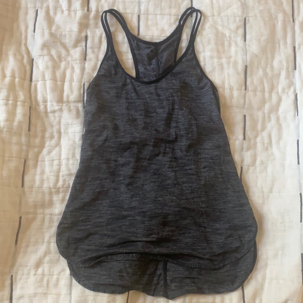 Lululemon tank